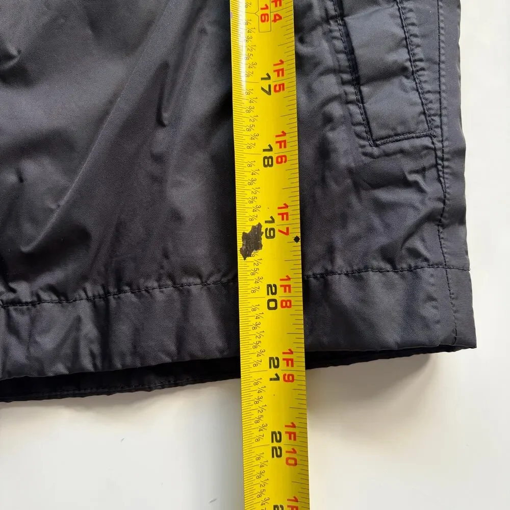 The North Face Boys 7-8 Black/Gray Windbreaker Rain Jacket Hooded Lightweight